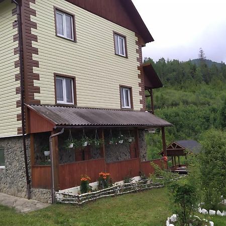 Родинна Оселя Slavske Exteriér fotografie