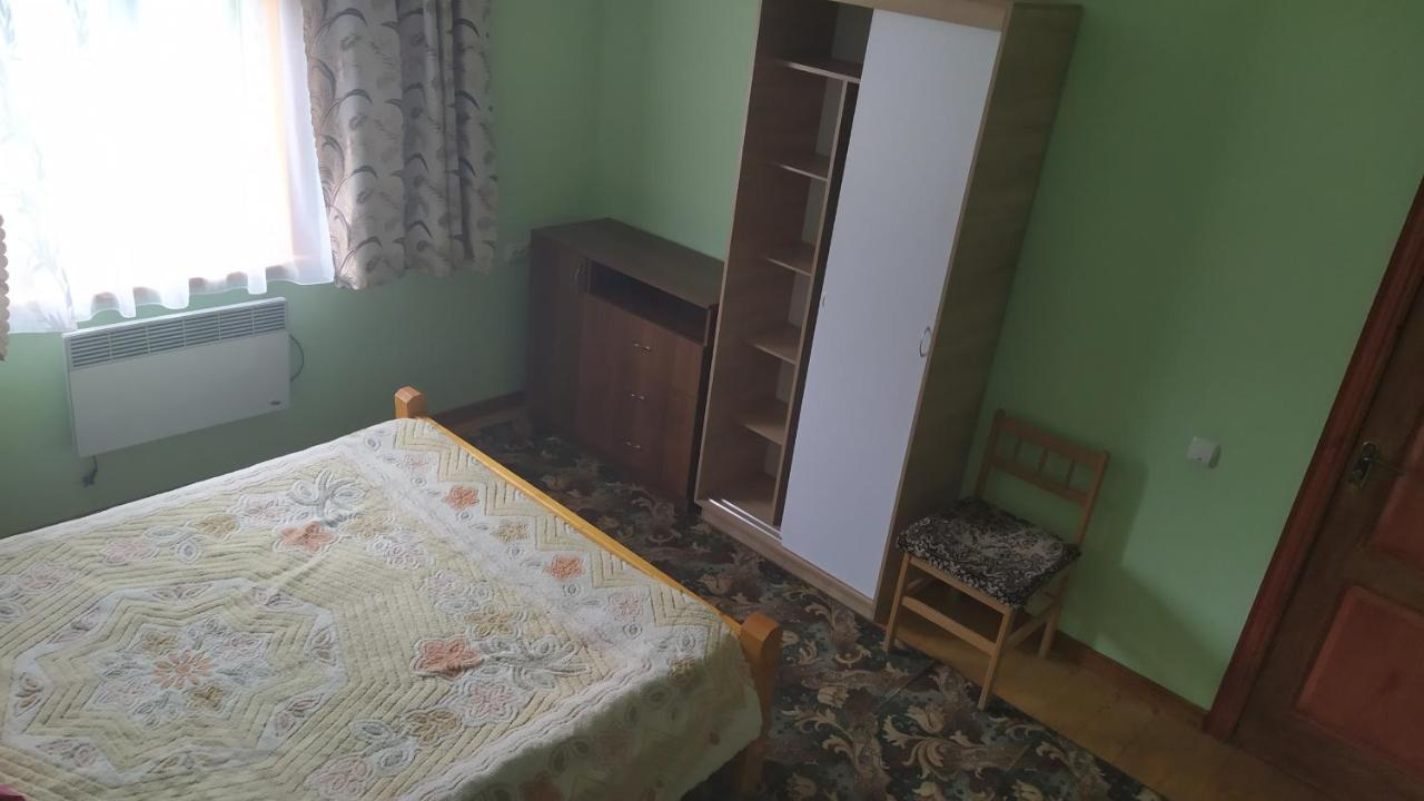 Родинна Оселя Slavske Exteriér fotografie