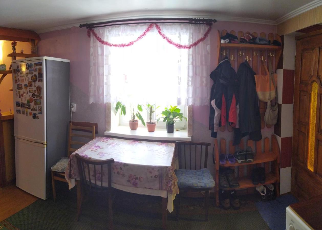 Родинна Оселя Slavske Exteriér fotografie
